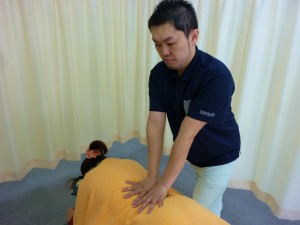 急性腰痛・ぎっくり腰の施術 急性腰痛・ぎっくり腰の施術