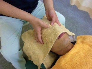 頭痛の施術 頭痛の施術